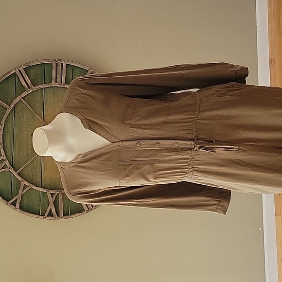 Old Navy Long Sleeve Surplice Utility Jumpsuit - Picture 2 of 16